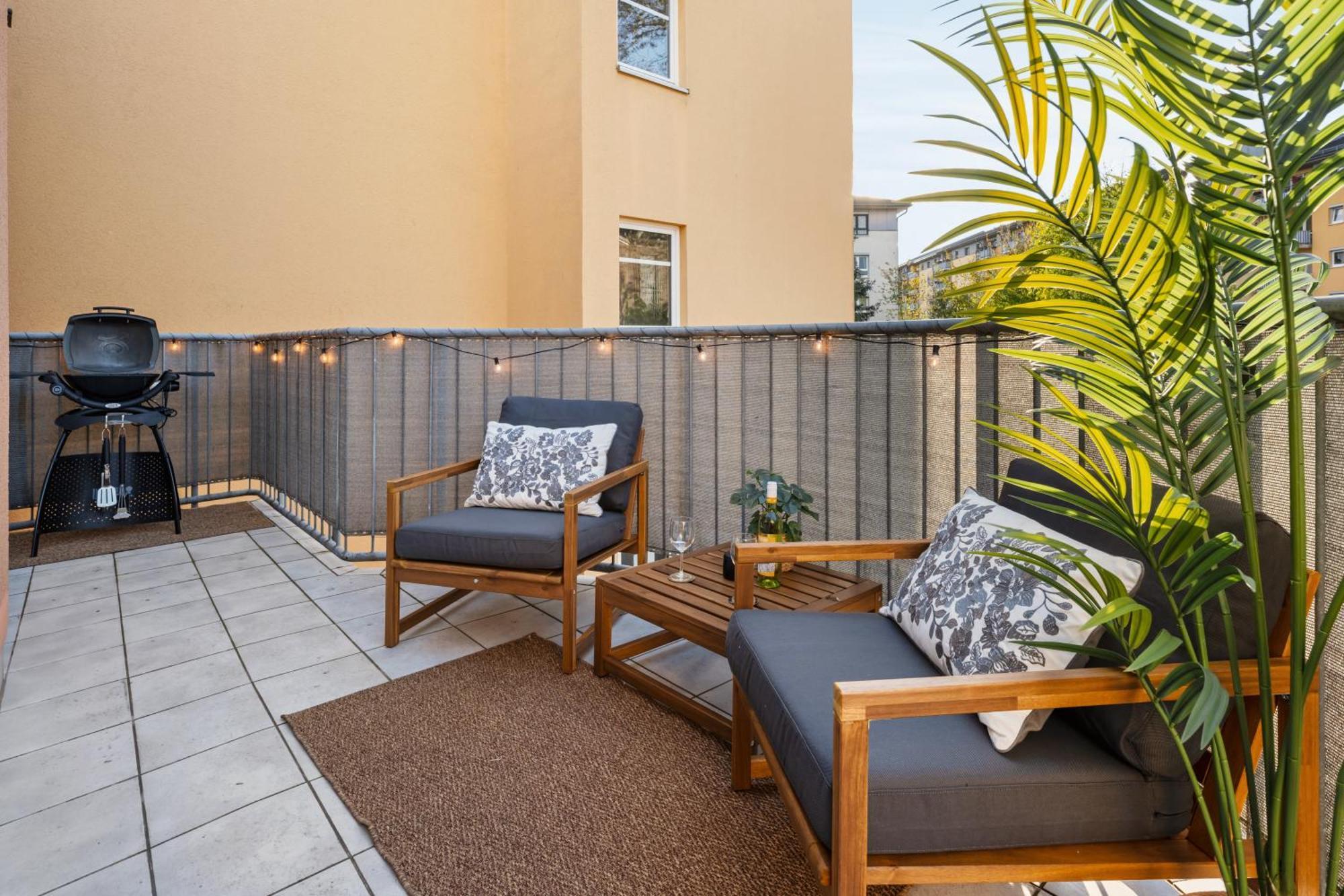 Edler Wohnraum Schwanenteich-Suite Mit Balkon, Kaffeevollautomat, Lift & Parkplatz Zwickau Ngoại thất bức ảnh